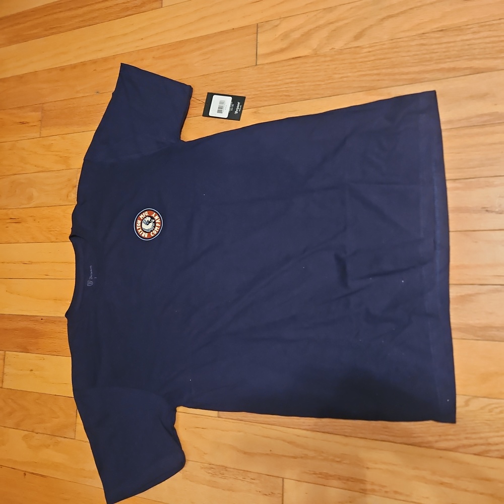 NWT Boy's Fit Brixton "Rival II Stamp" size XL on a Navy Blue Tee